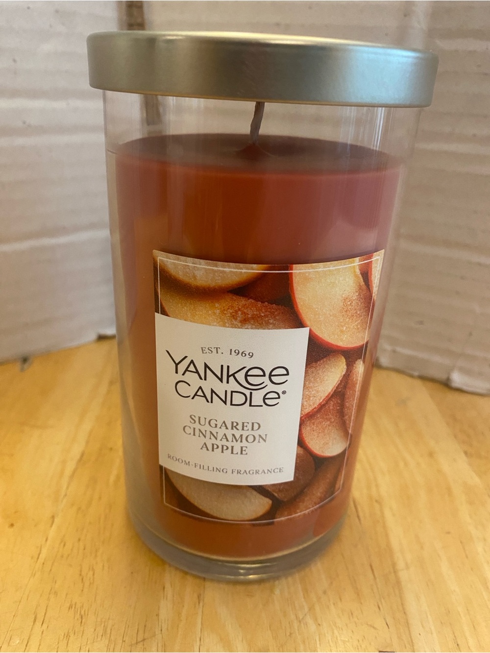 Yankee Candle Sugared Cinnamon Apple Jar NWT large 14.25 oz Perfect fall scent